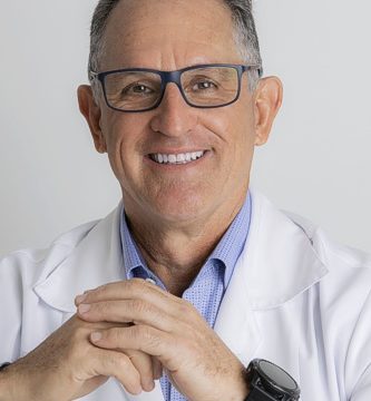 Dr. Daniel Barros Pereira