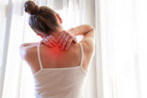 6 dicas para aliviar dores nos pescoço